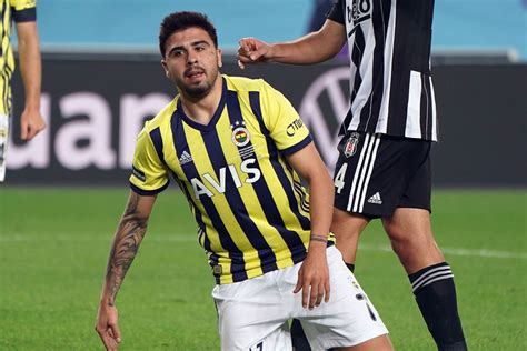 O­z­a­n­ ­T­u­f­a­n­ ­F­e­n­e­r­b­a­h­ç­e­­y­e­ ­d­ö­n­ü­y­o­r­